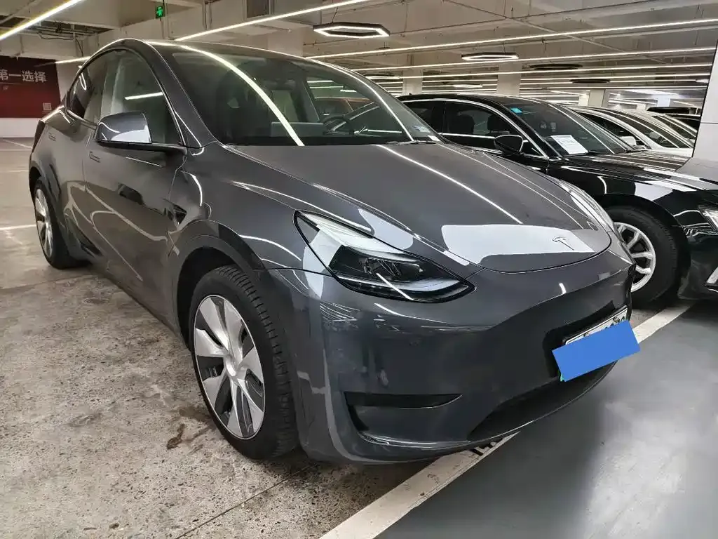 Tesla Model Y 2023 из CN, фото 8