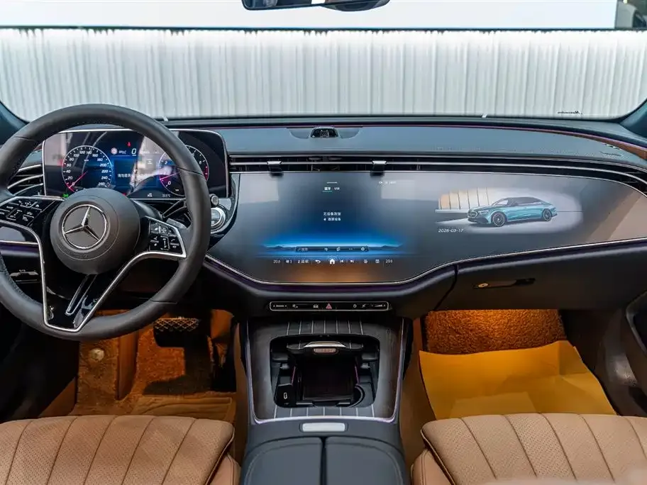 Mercedes-Benz E-Class — фото 10