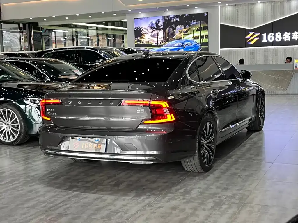 Volvo S90 — фото 5