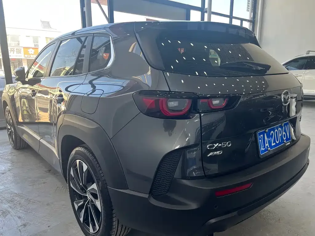 Mazda CX-50 2023 из CN, фото 8
