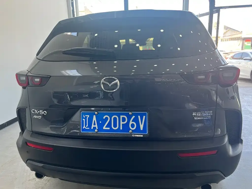 Mazda CX-50 2023 из CN, фото 10