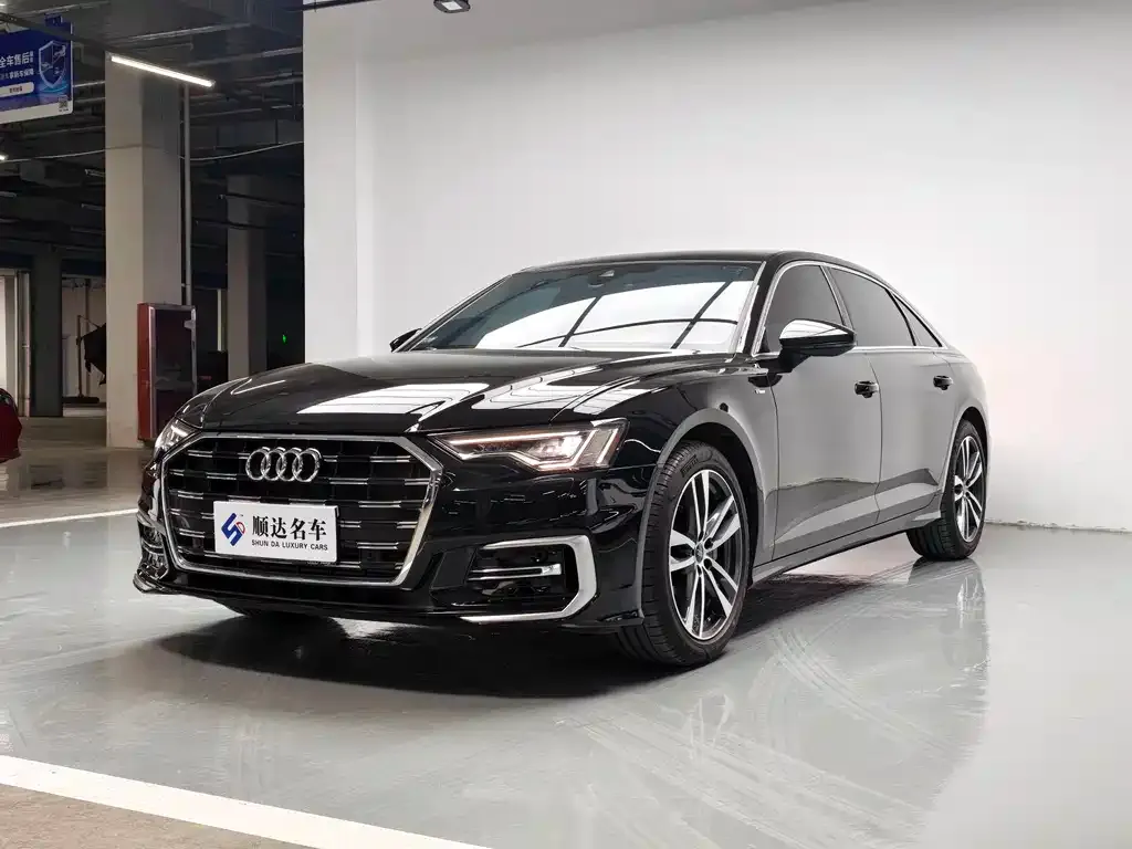 Audi A6L — фото 7