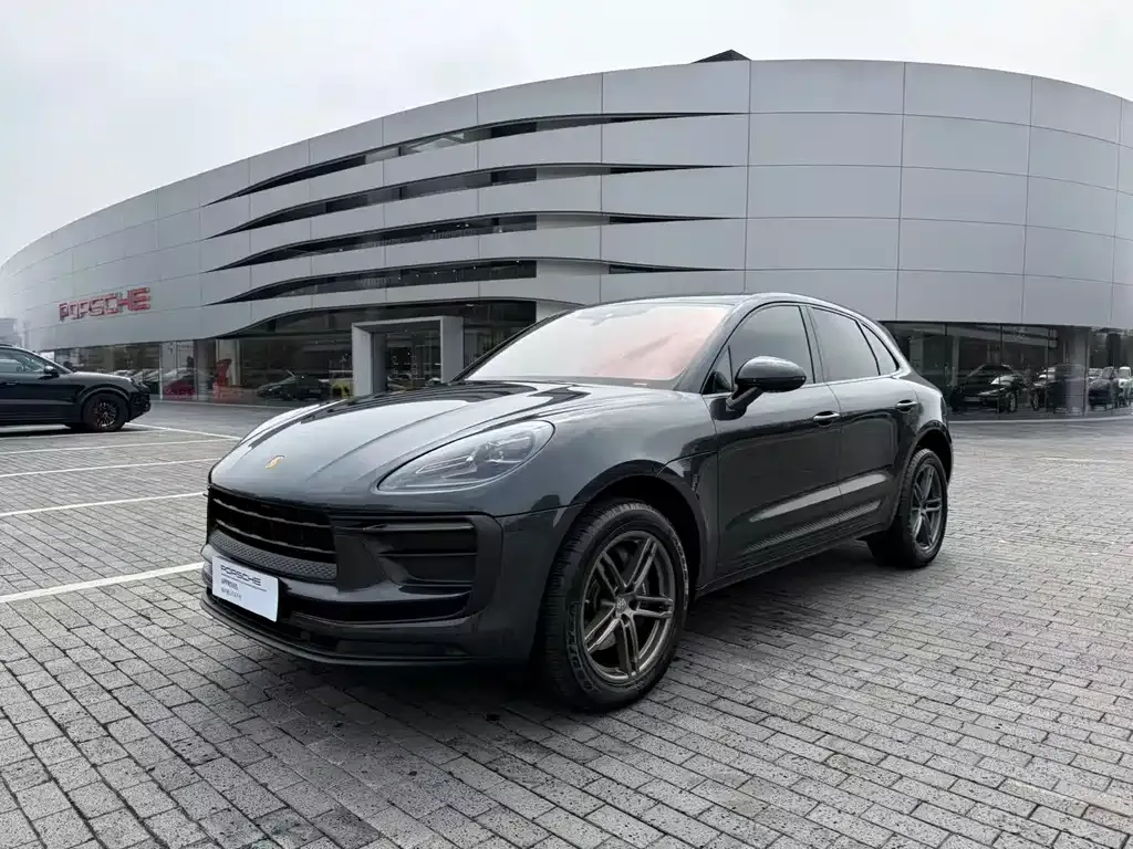 Porsche Macan — фото 1
