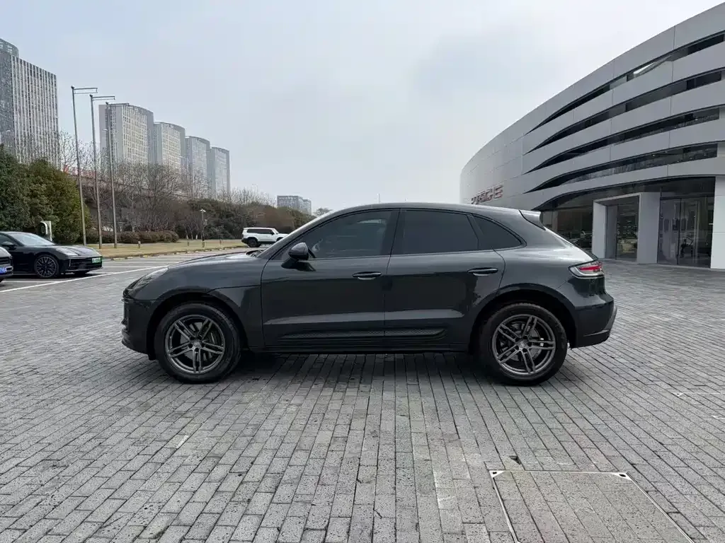 Porsche Macan — фото 5