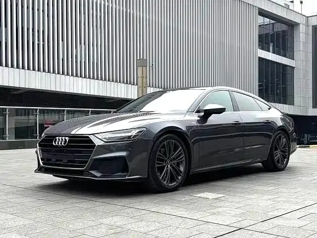 Audi A7 2021 из CN, фото 1
