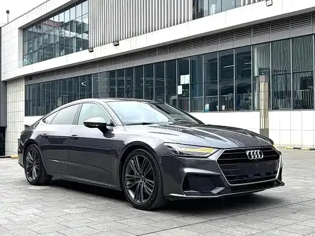 Audi A7 2021 из CN, фото 4