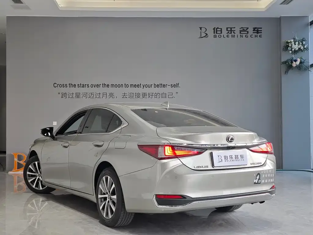 Lexus ES 2021 из CN, фото 8