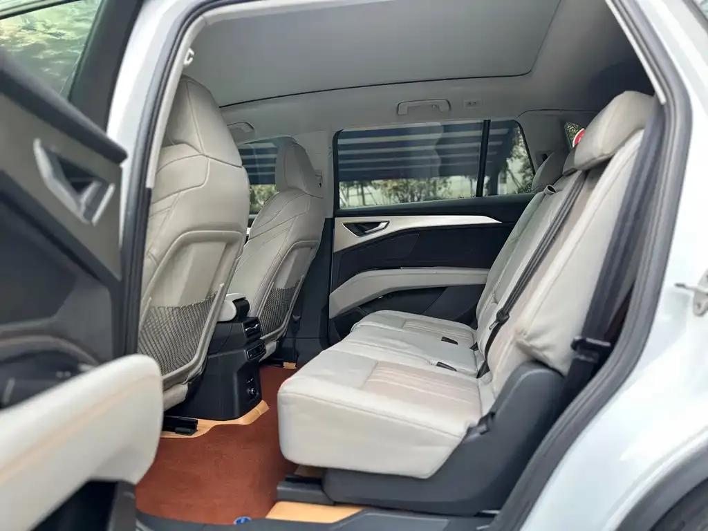 Audi Q5 e-tron 2023 из CN, фото 3