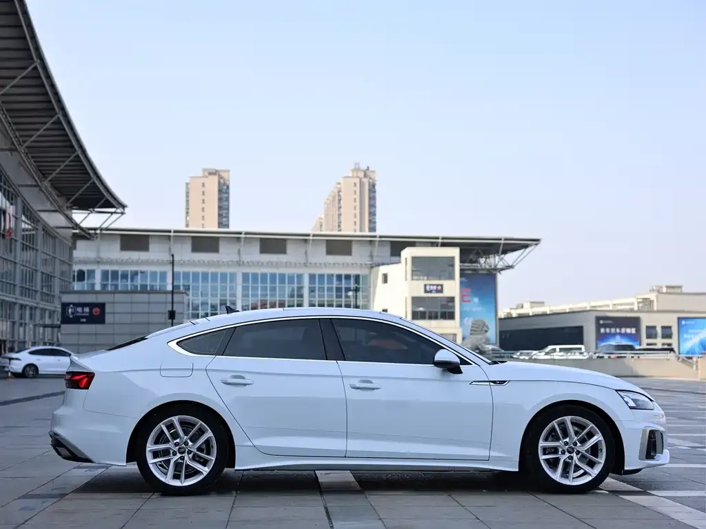 Audi A5 (Import) 2024 из CN, фото 8