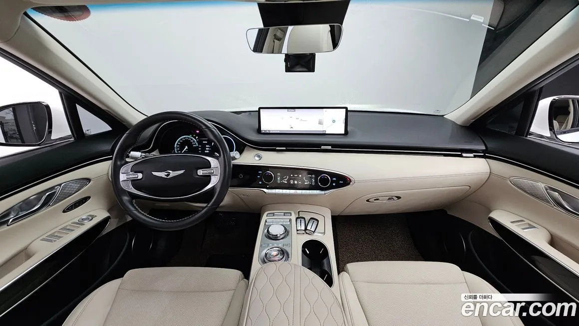 Genesis GV70 — фото 2