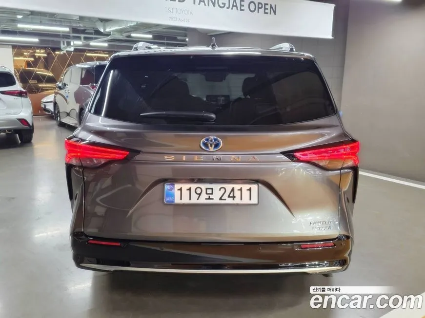 Toyota Sienna 2024 из KR, фото 4
