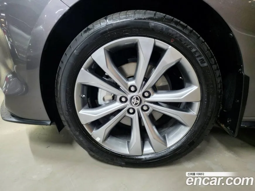 Toyota Sienna 2024 из KR, фото 7