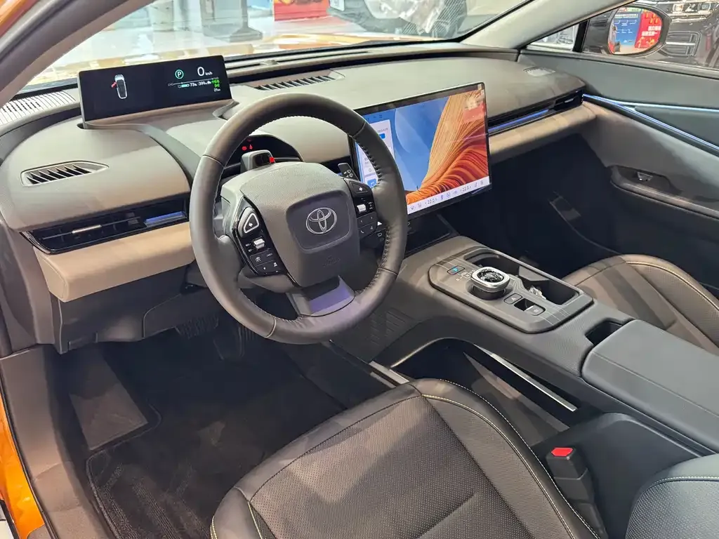 Toyota bZ5 2025 из CN, фото 3