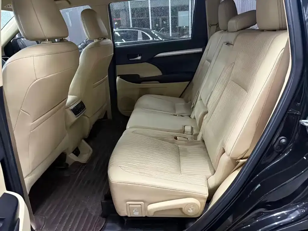Toyota Highlander 2021 из CN, фото 7
