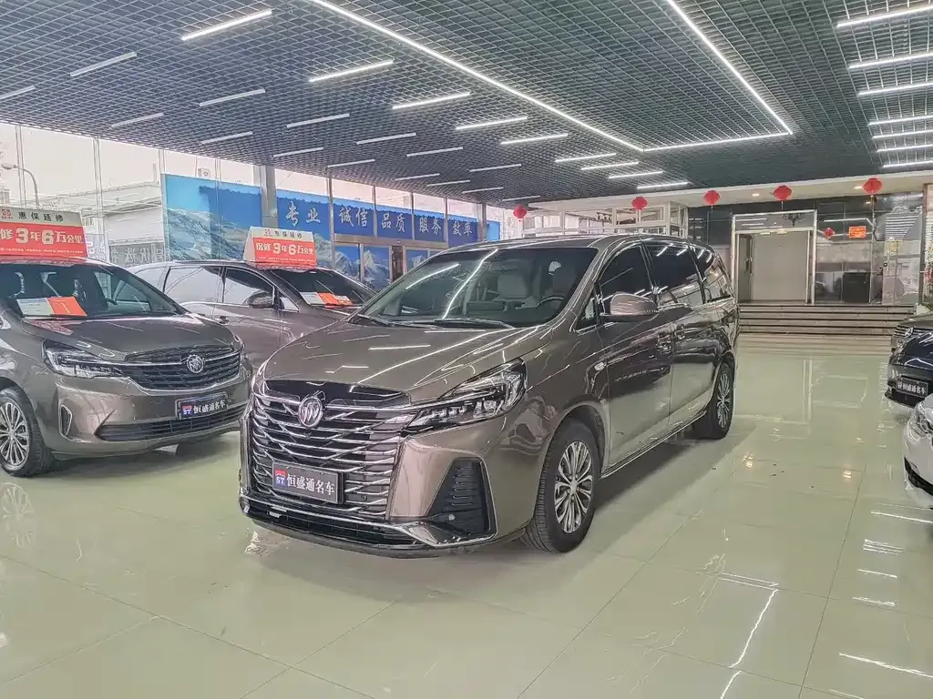 Buick GL8 2023 из CN, фото 1