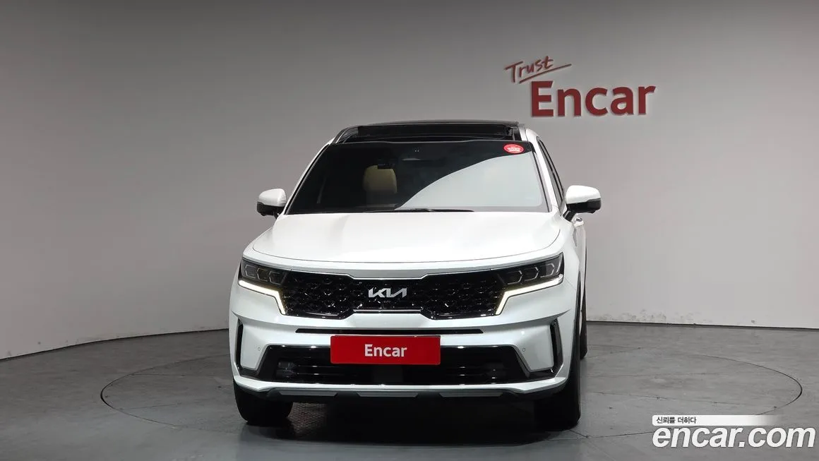 Kia Sorento — фото 8