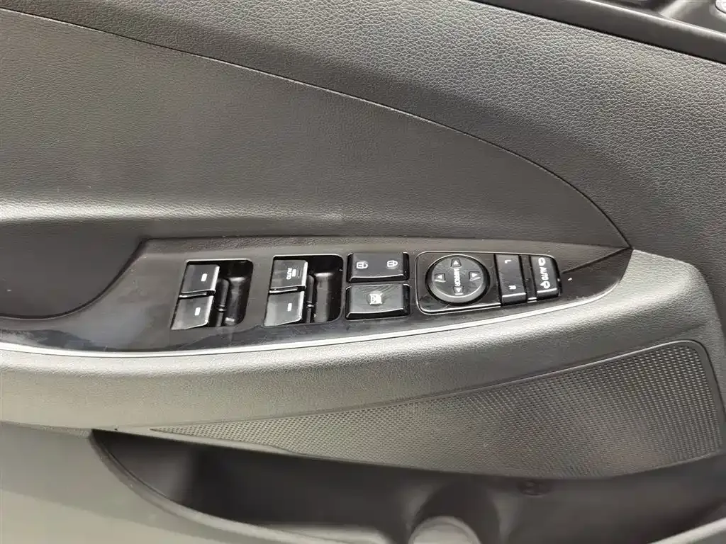 Hyundai Tucson — фото 7