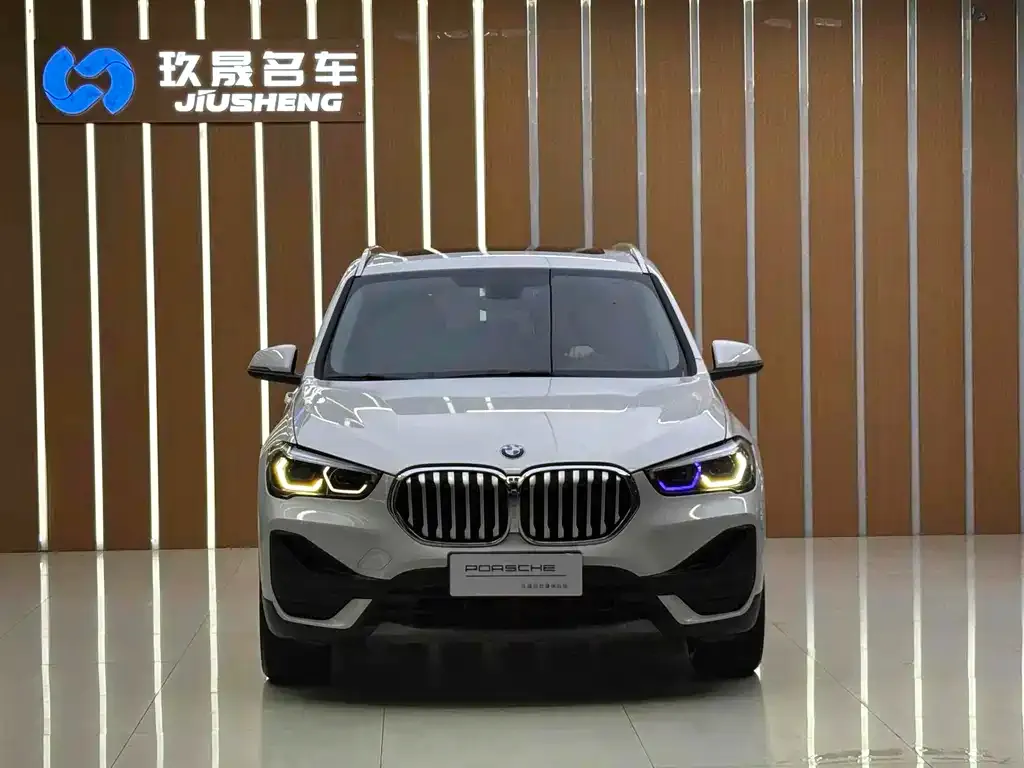 BMW X1 — фото 2