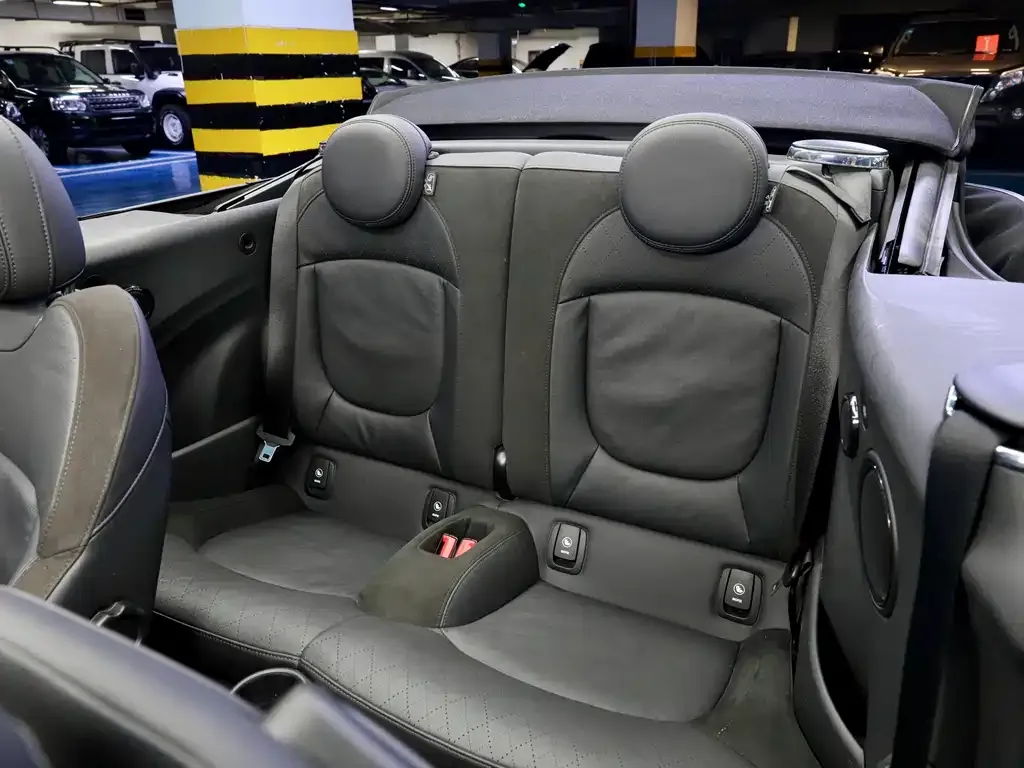 MINI Cooper (3-door) 2023 из CN, фото 9