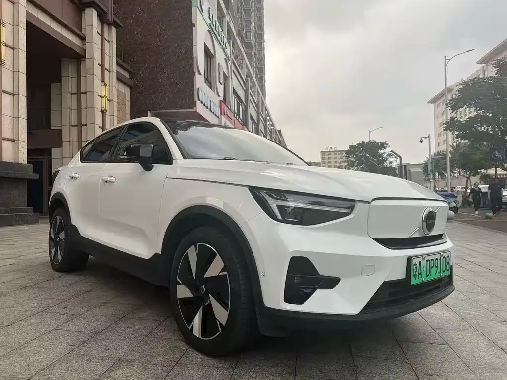 Volvo C40 2024 из CN, фото 6