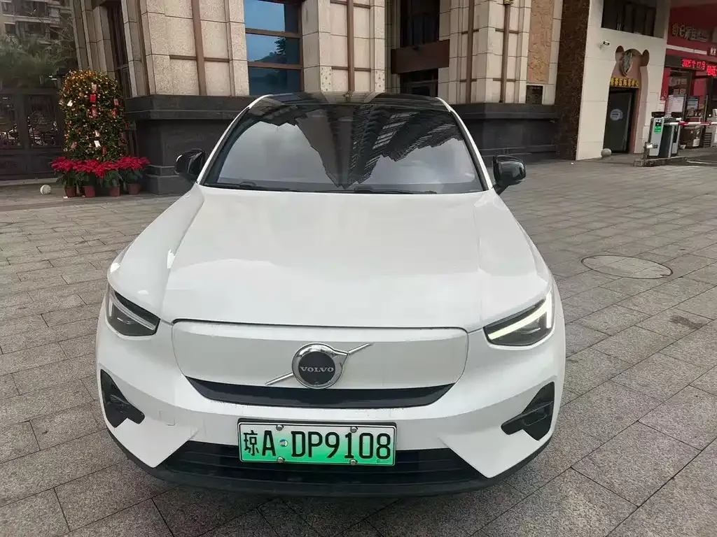 Volvo C40 2024 из CN, фото 3