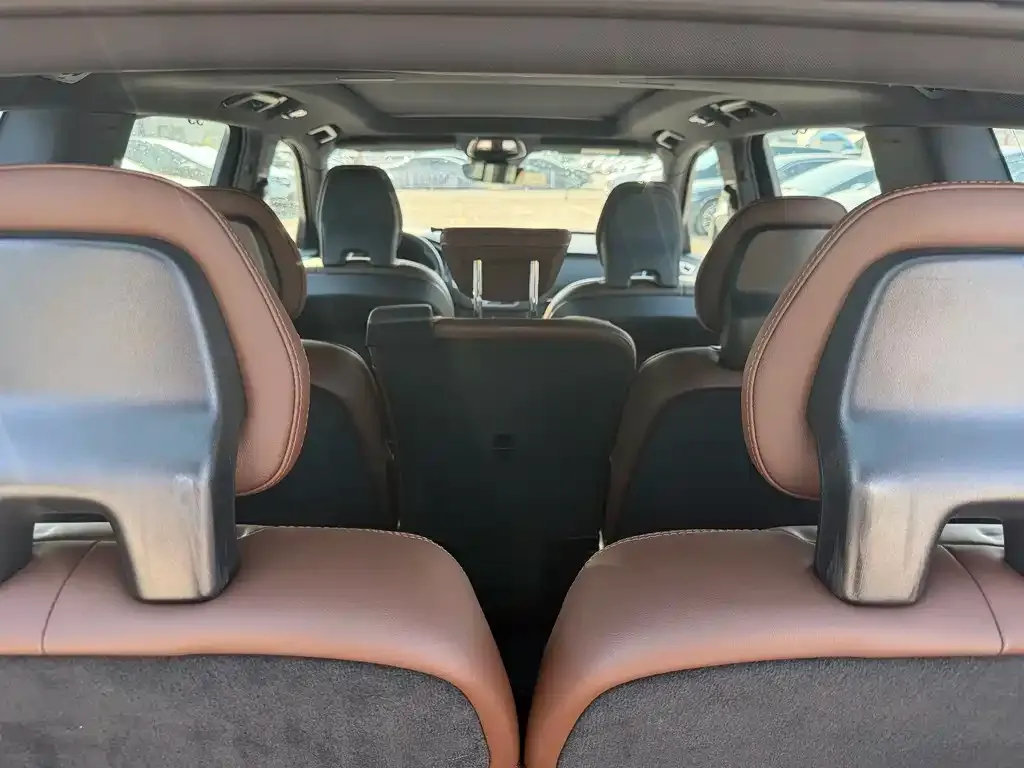 Volvo XC90 — фото 2