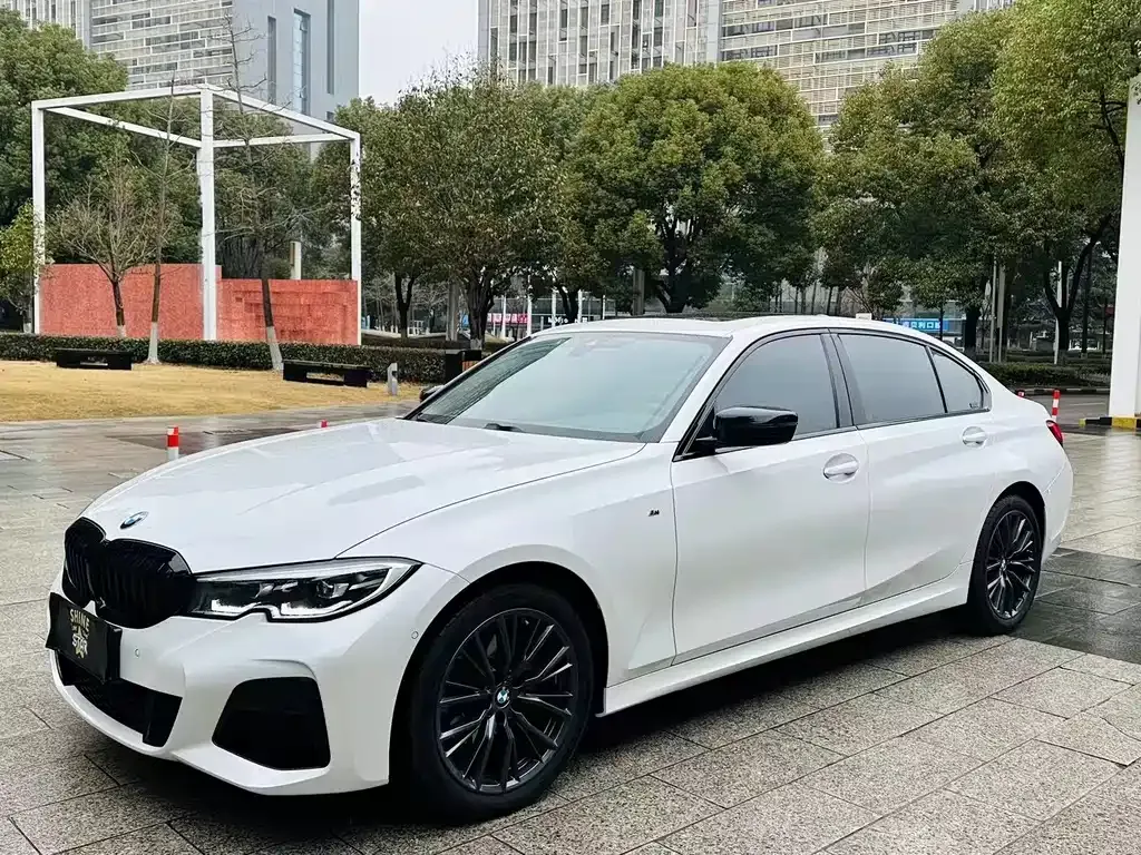 BMW 3 Series — фото 1