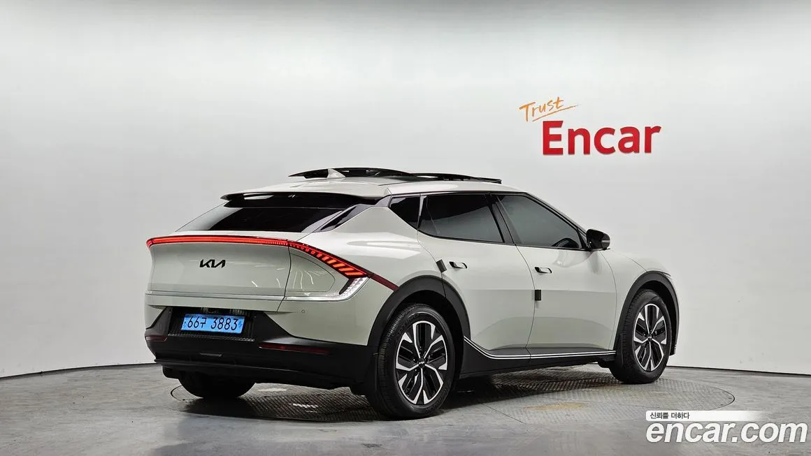 Kia EV6 — фото 5