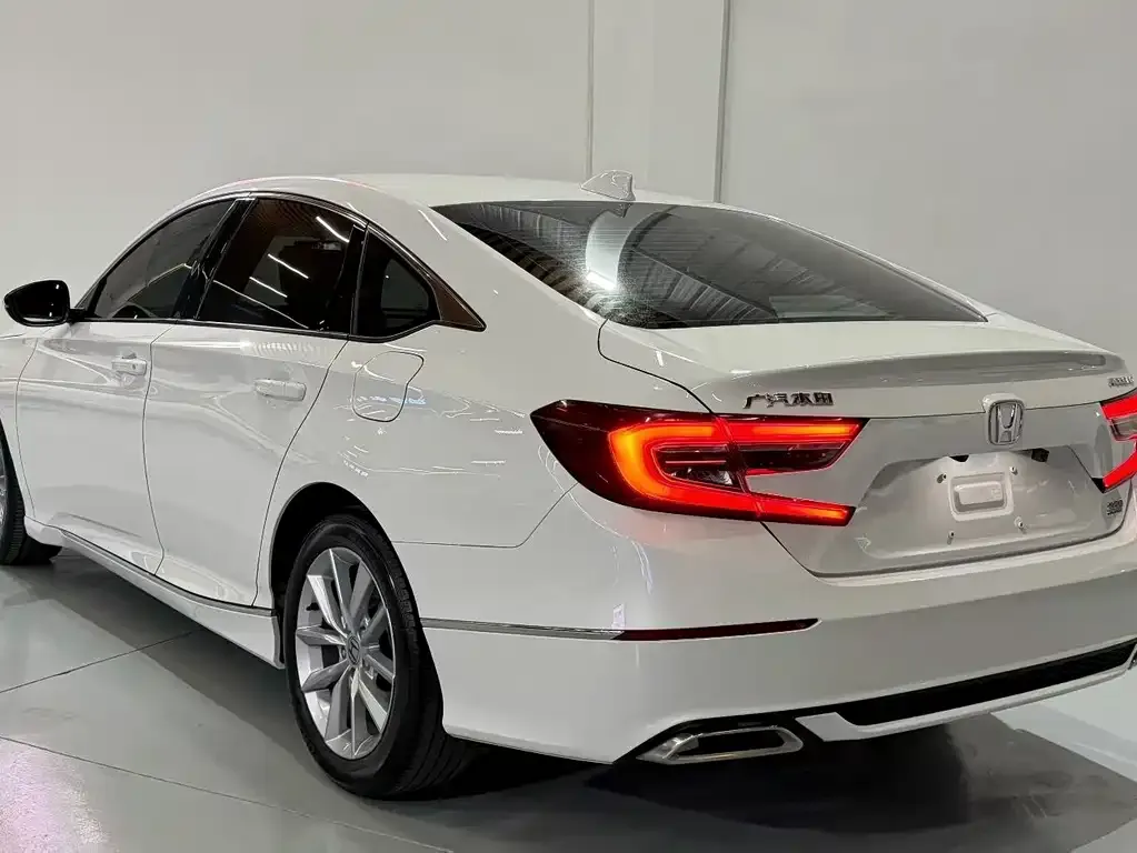 Honda Accord 2023 из CN, фото 8