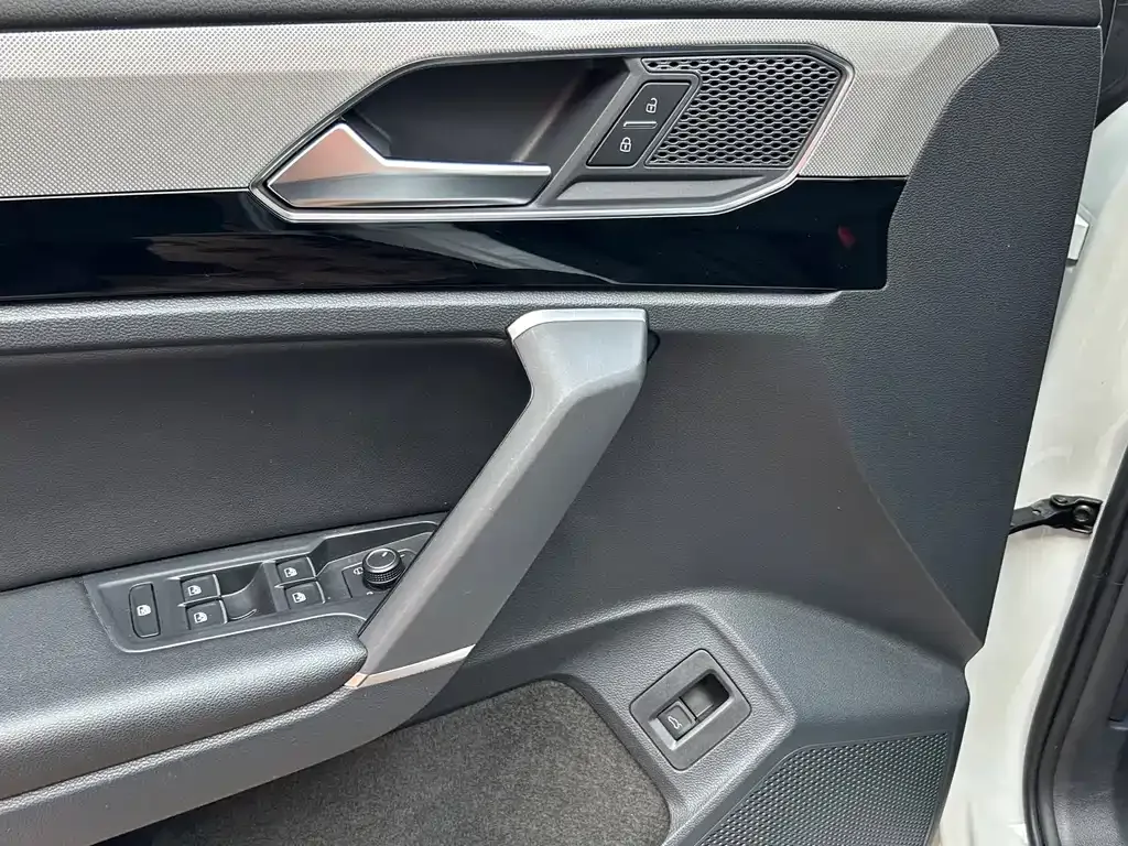 Volkswagen Tayron 2022 из CN, фото 10