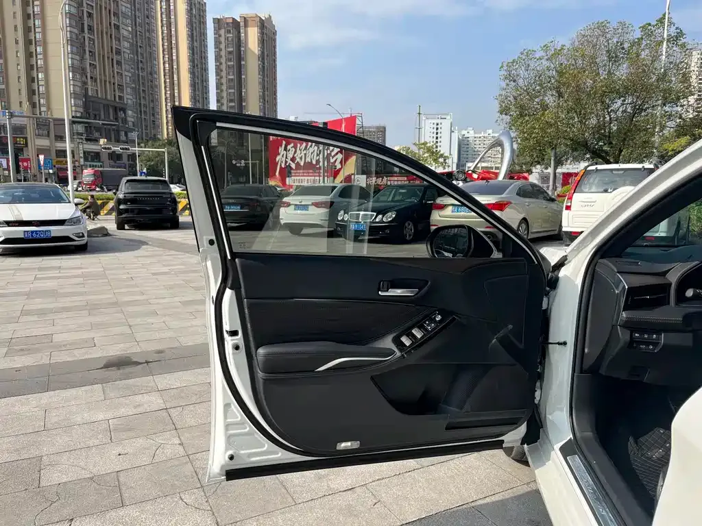 Toyota Avalon 2025 из CN, фото 6