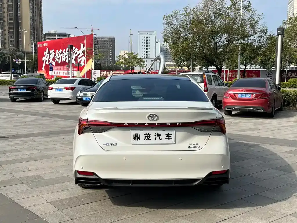 Toyota Avalon 2025 из CN, фото 7