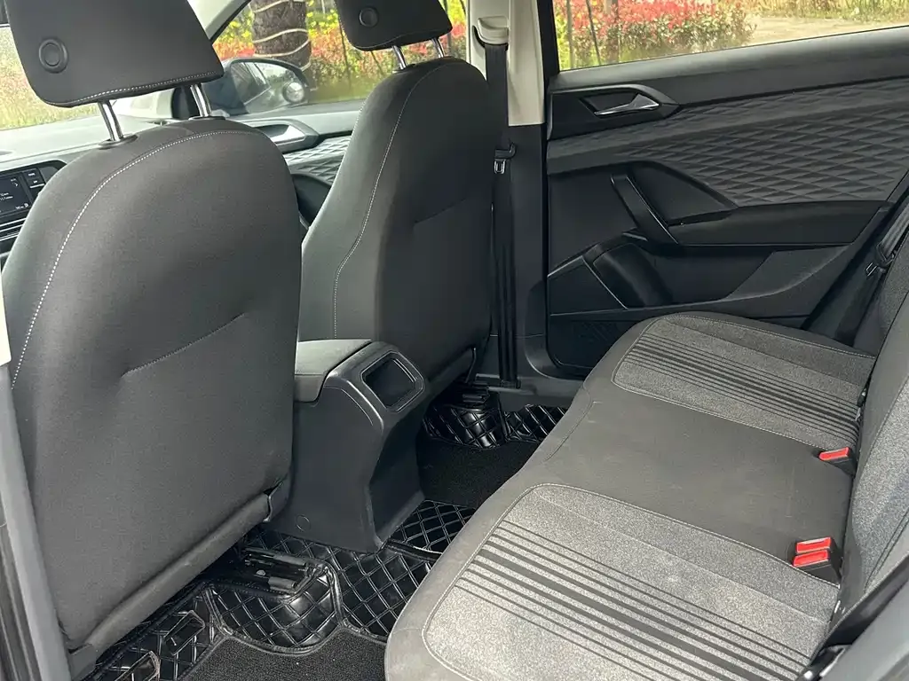 Volkswagen Tharu 2021 из CN, фото 2