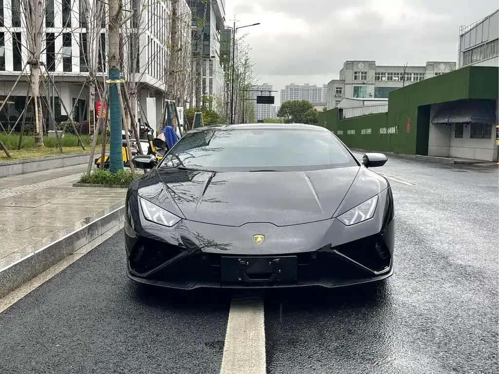 Lamborghini Huracan