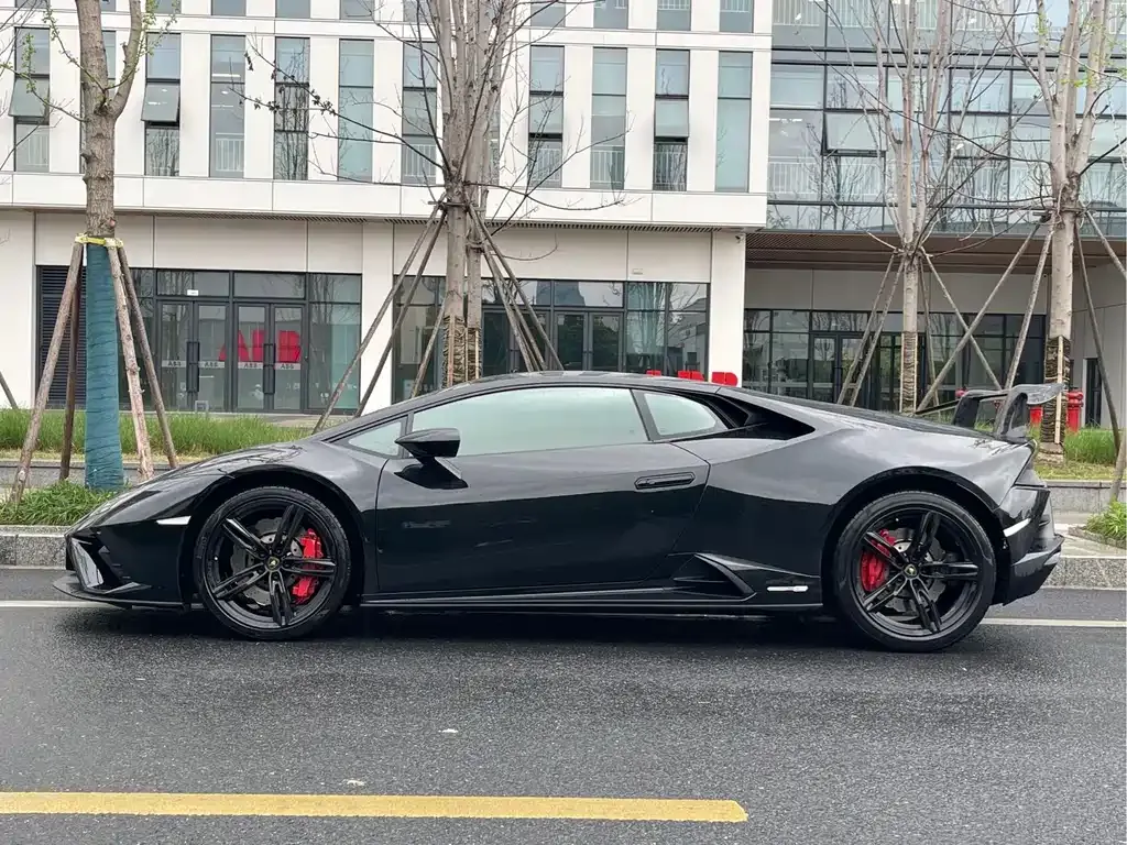 Lamborghini Huracan 2021 из CN, фото 7