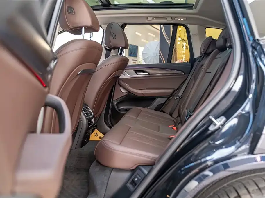 BMW X3 2024 из CN, фото 3