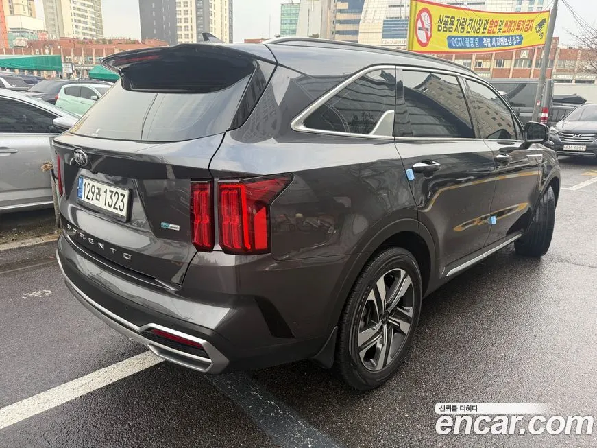 Kia Sorento — фото 6