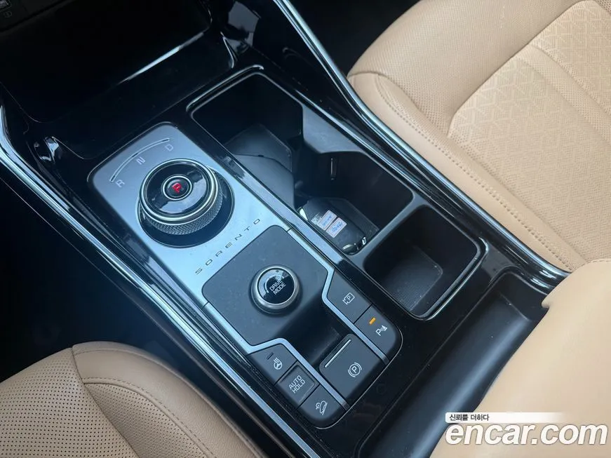 Kia Sorento — фото 7