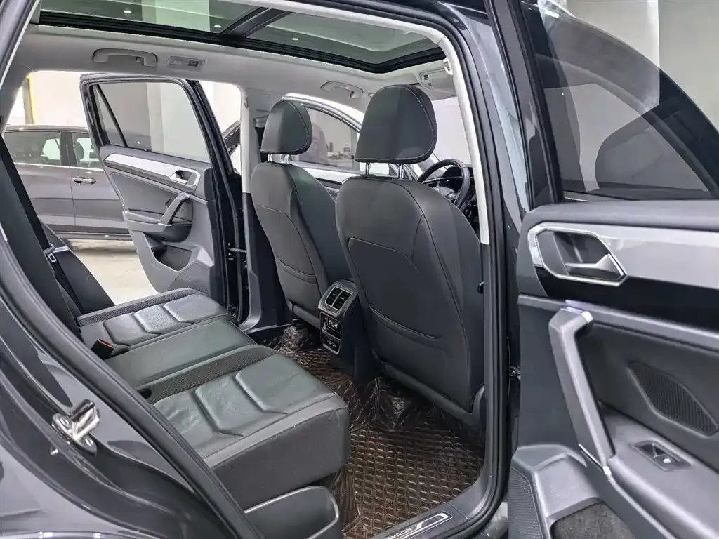 Volkswagen Tayron 2021 из CN, фото 8