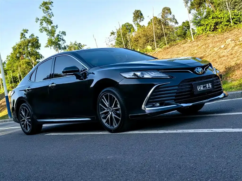 Toyota Camry 2023 из CN, фото 10