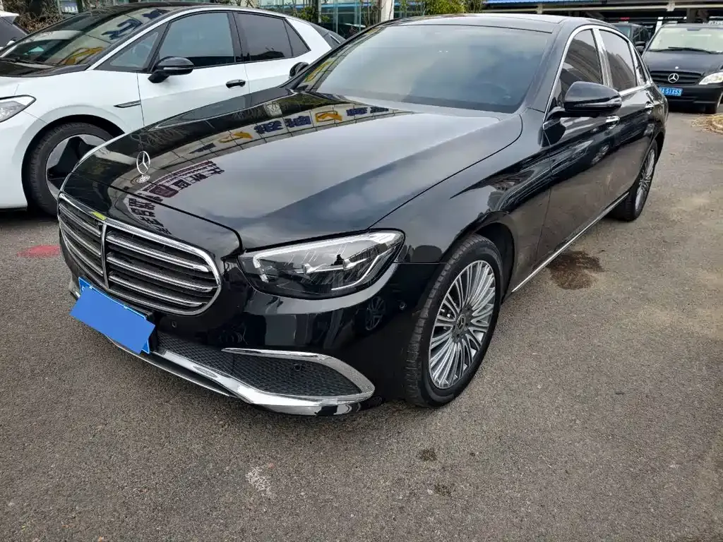 Mercedes-Benz E-Class 2023 из CN, фото 5