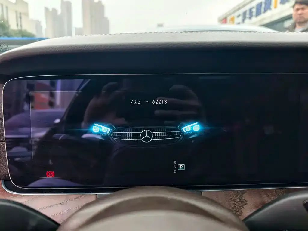 Mercedes-Benz E-Class 2023 из CN, фото 2