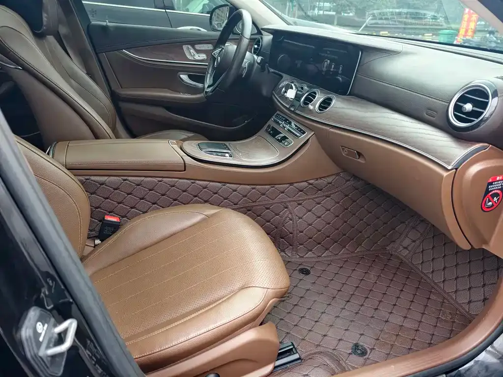 Mercedes-Benz E-Class 2023 из CN, фото 3