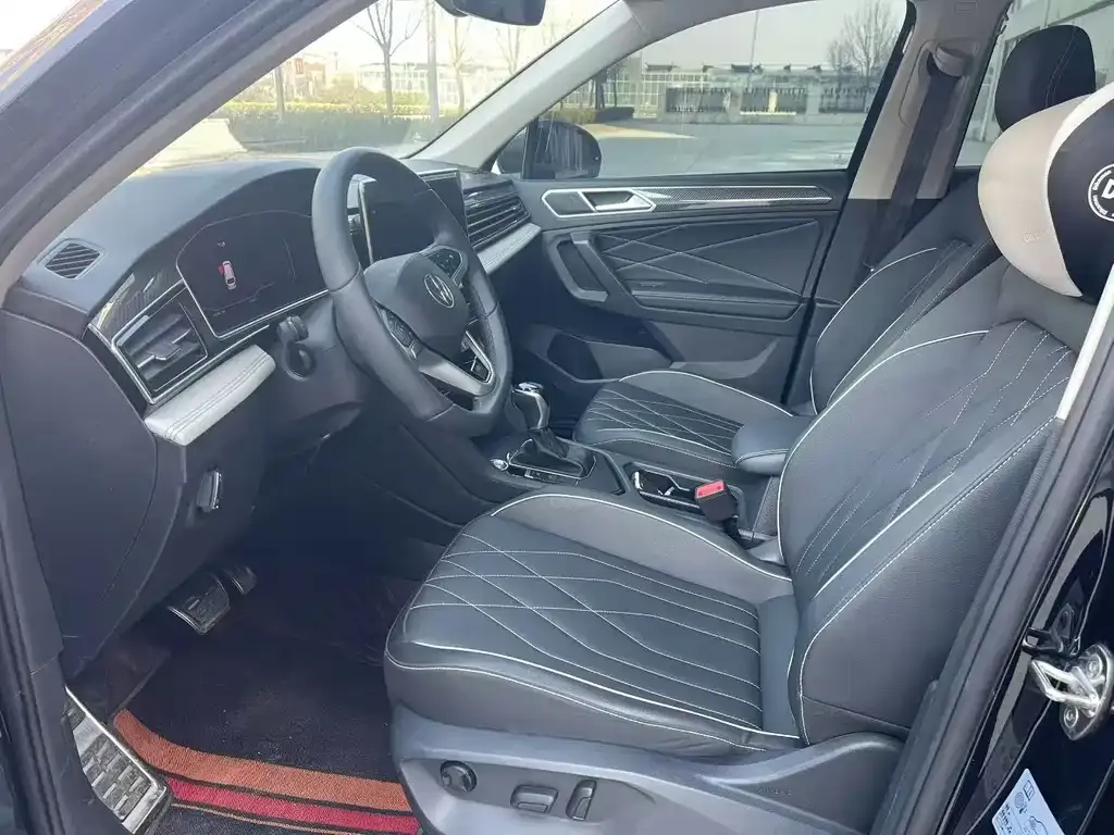 Volkswagen Tiguan L 2025 из CN, фото 2