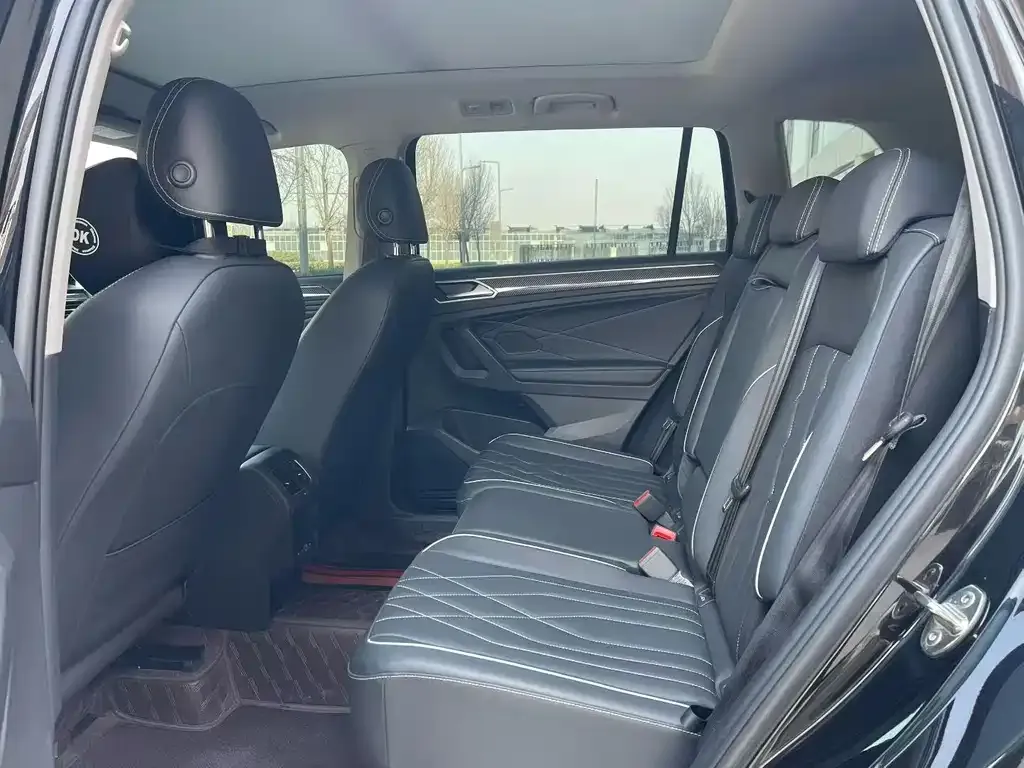 Volkswagen Tiguan L 2025 из CN, фото 8