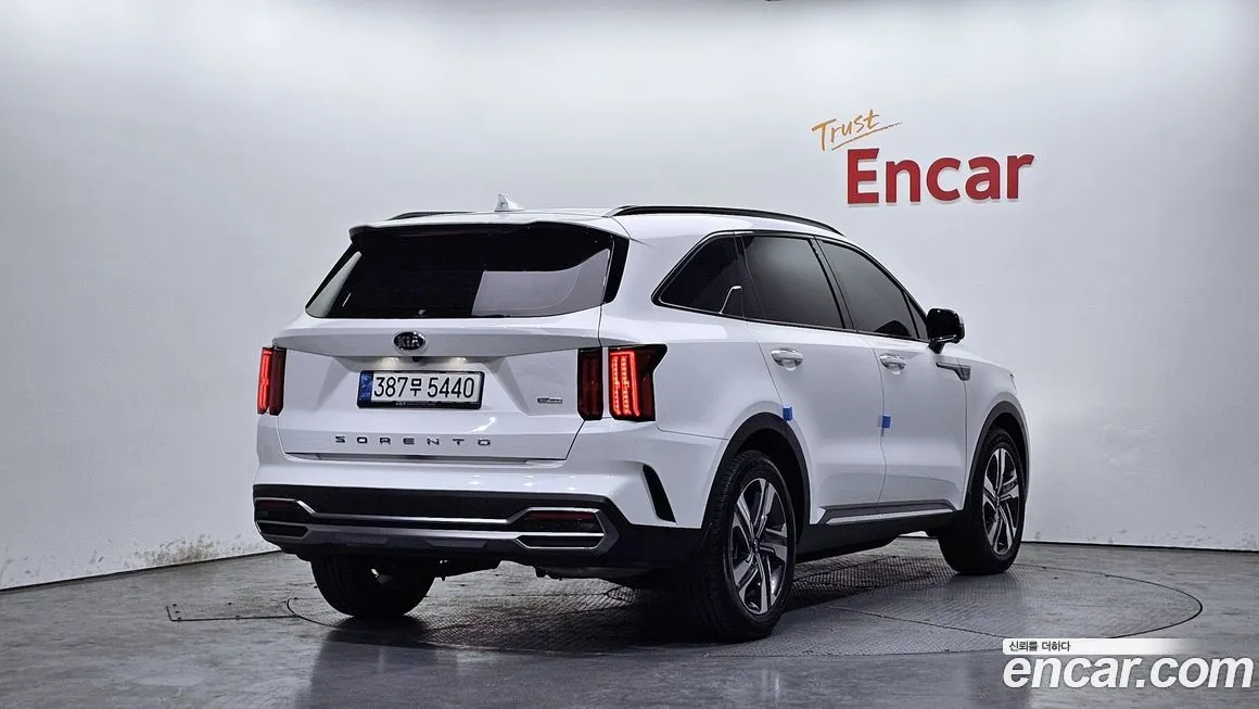 Kia Sorento — фото 4