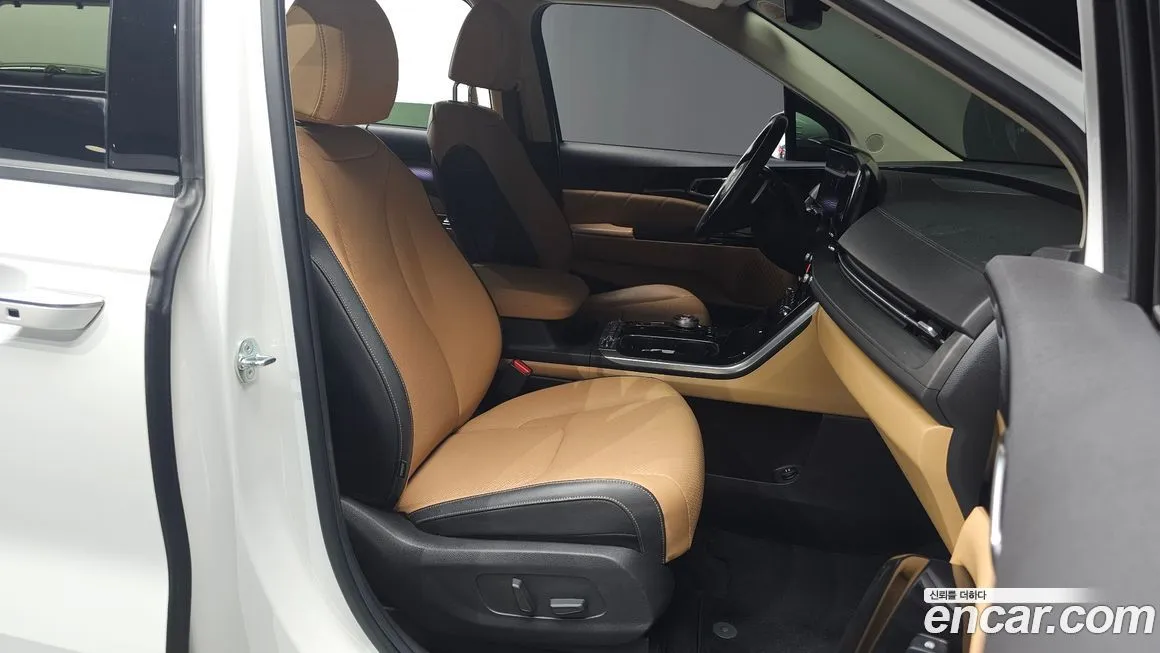Kia Carnival 2023 из KR, фото 4