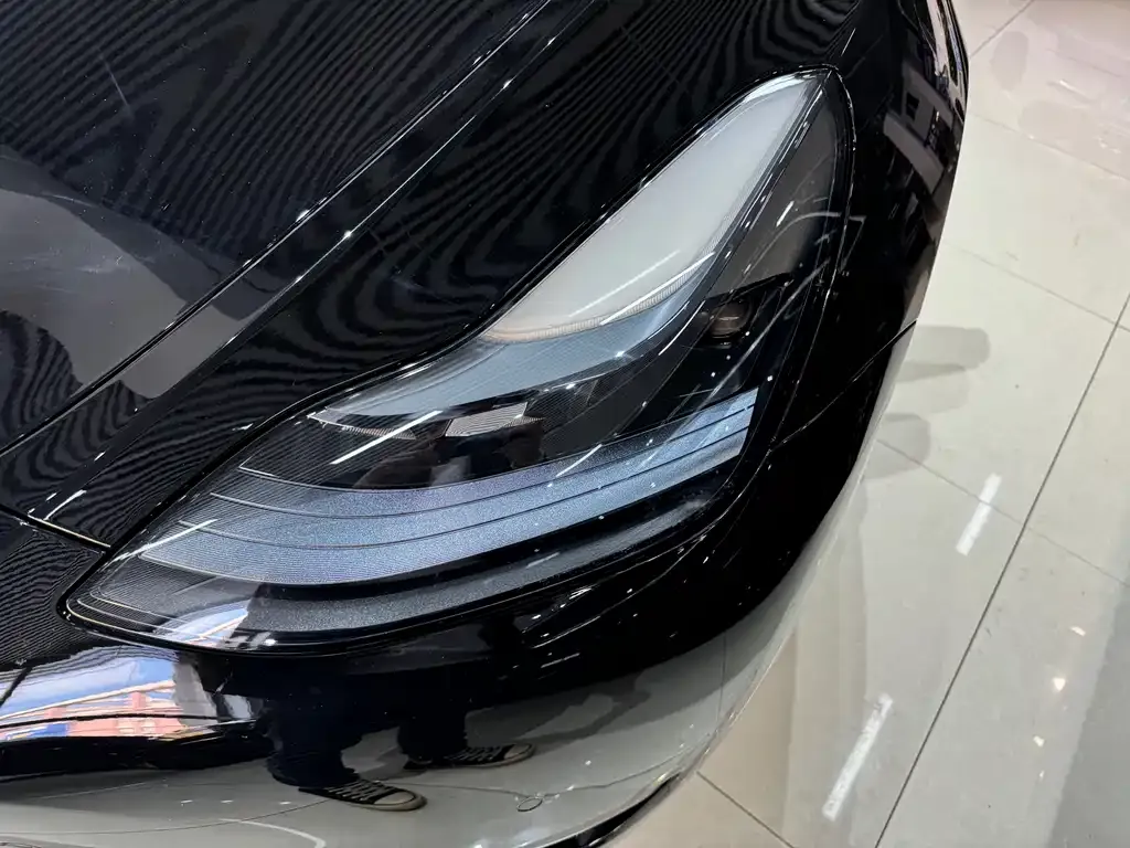 Tesla Model Y 2023 из CN, фото 10
