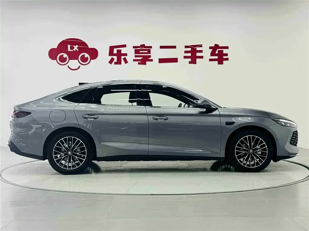 BYD Qin L — фото 5