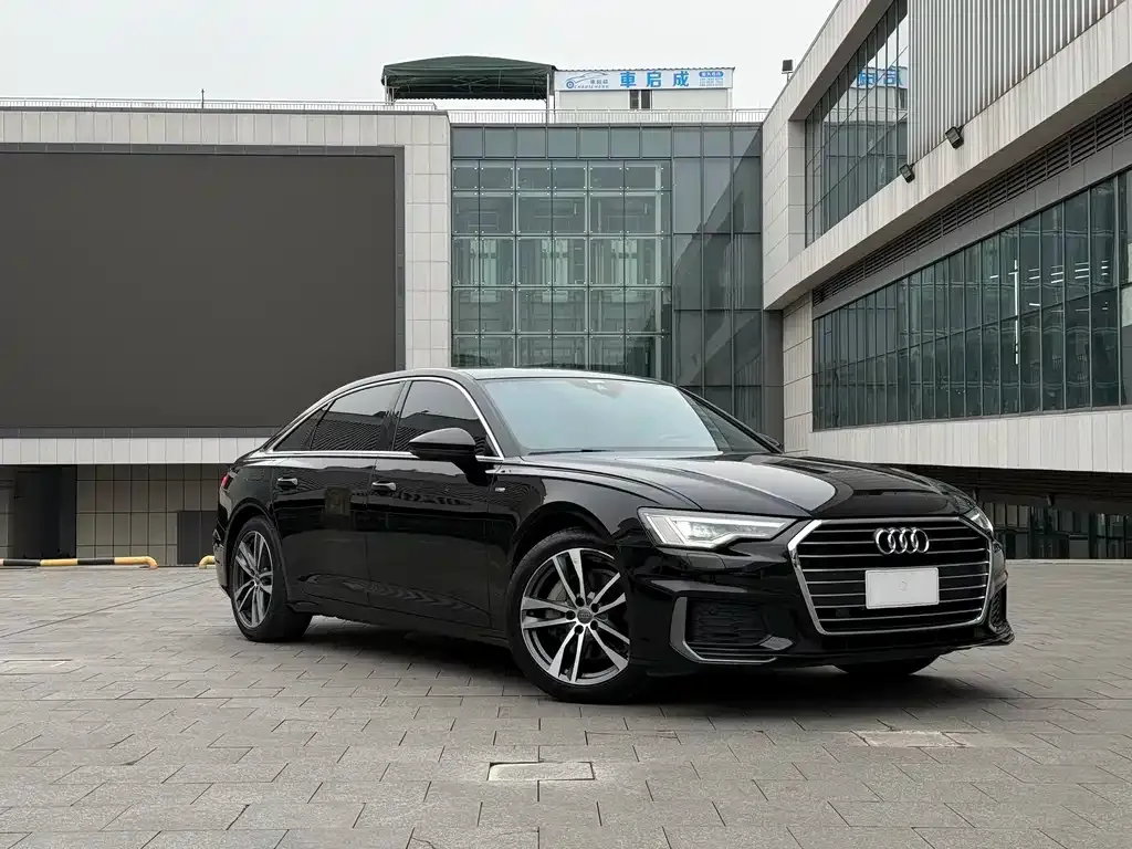 Audi A6L 2021 из CN, фото 9